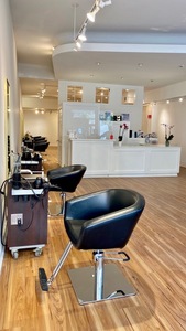 Steven Papageorge Salon
