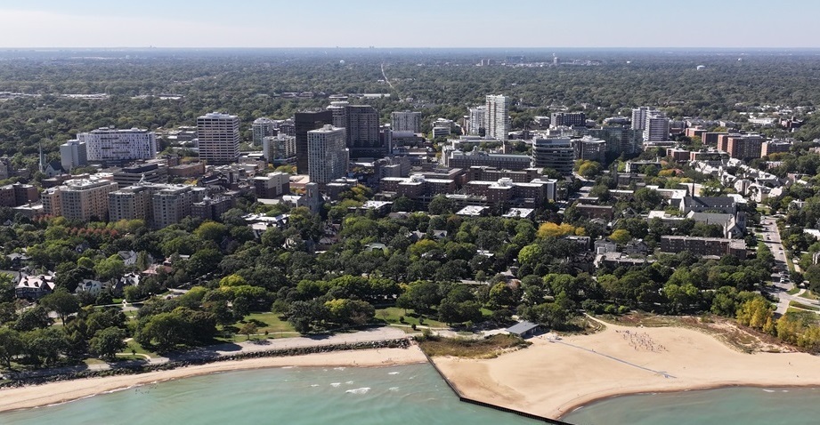 Downtown Evanston - Living Here