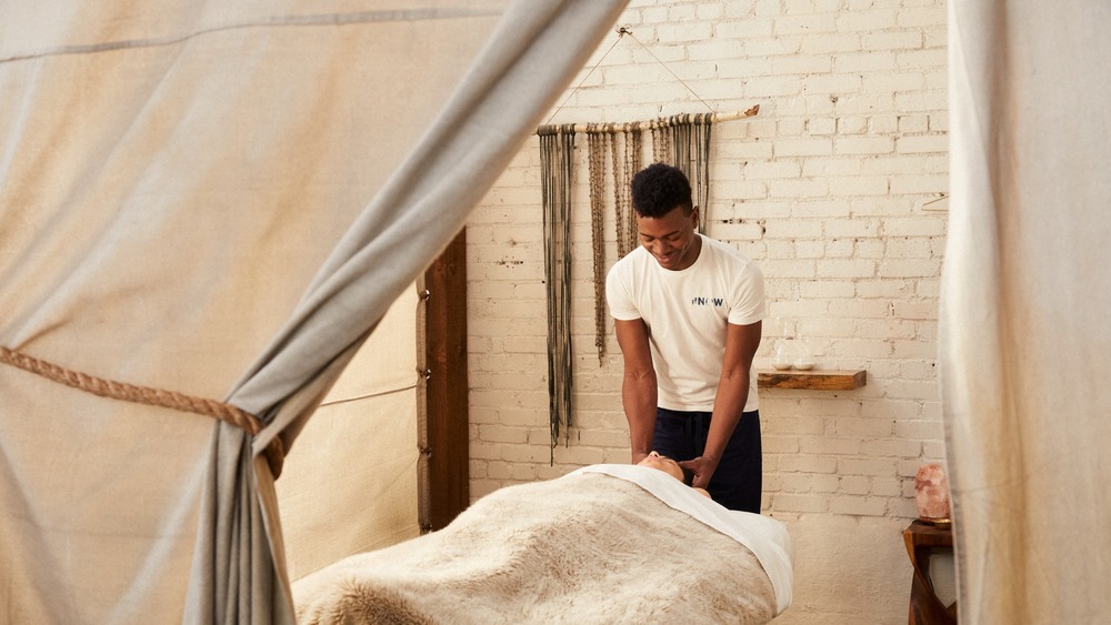 The NOW Massage room